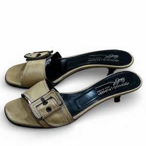 Donald J Pliner Beige Tan Leather Buckle Mule Kitten Slides - Size 8